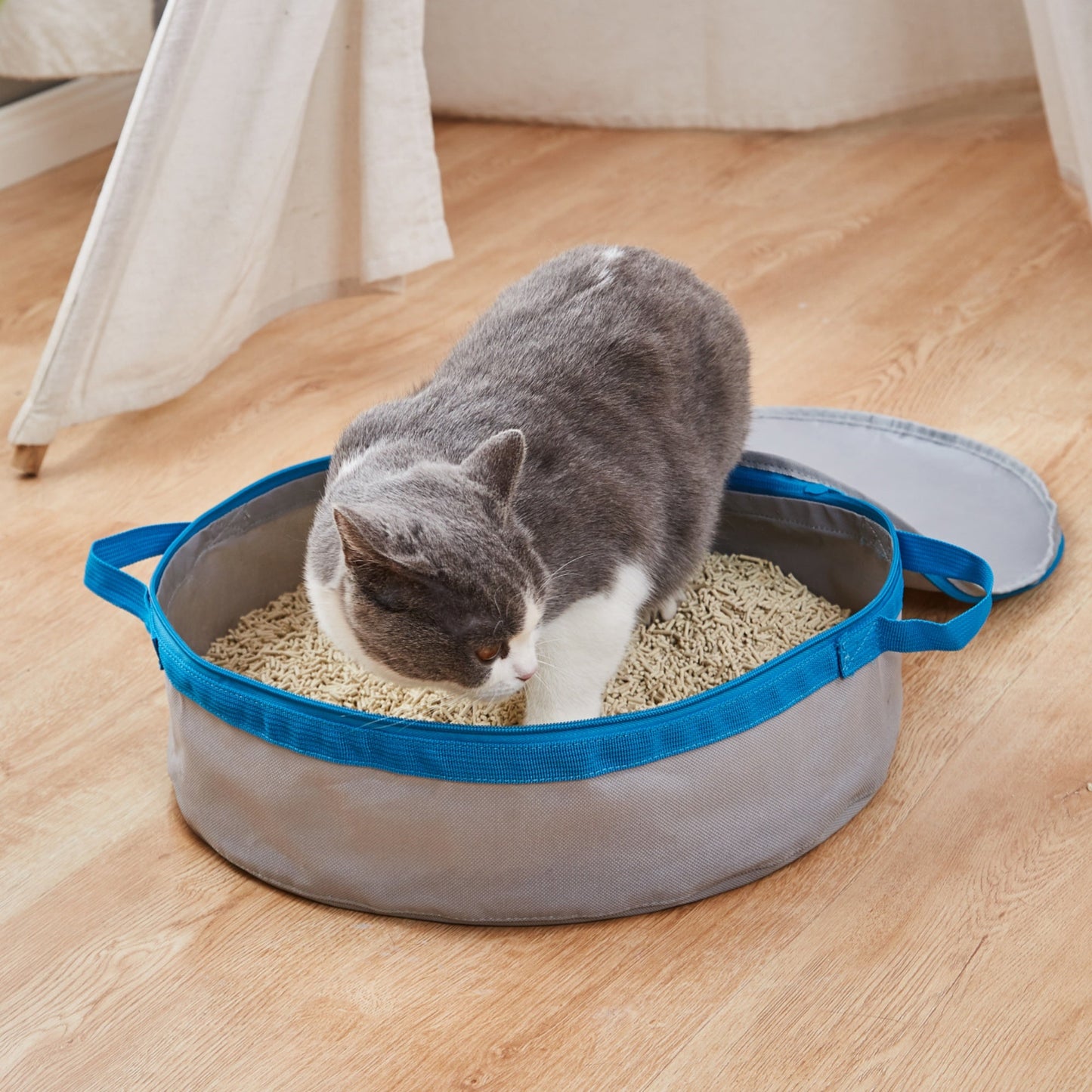 Mr. Peanut's PortaPotty Litter Box for Traveling Kitties Mr. Peanut's Pet Carriers