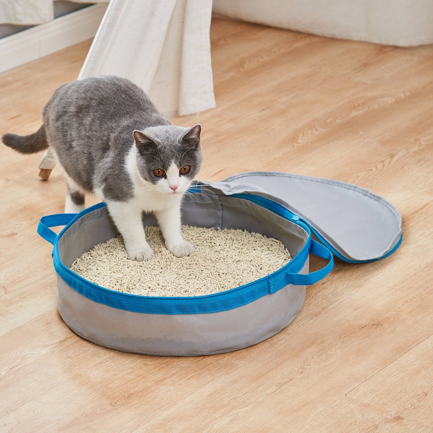 Mr. Peanut's PortaPotty Litter Box for Traveling Kitties Mr. Peanut's Pet Carriers