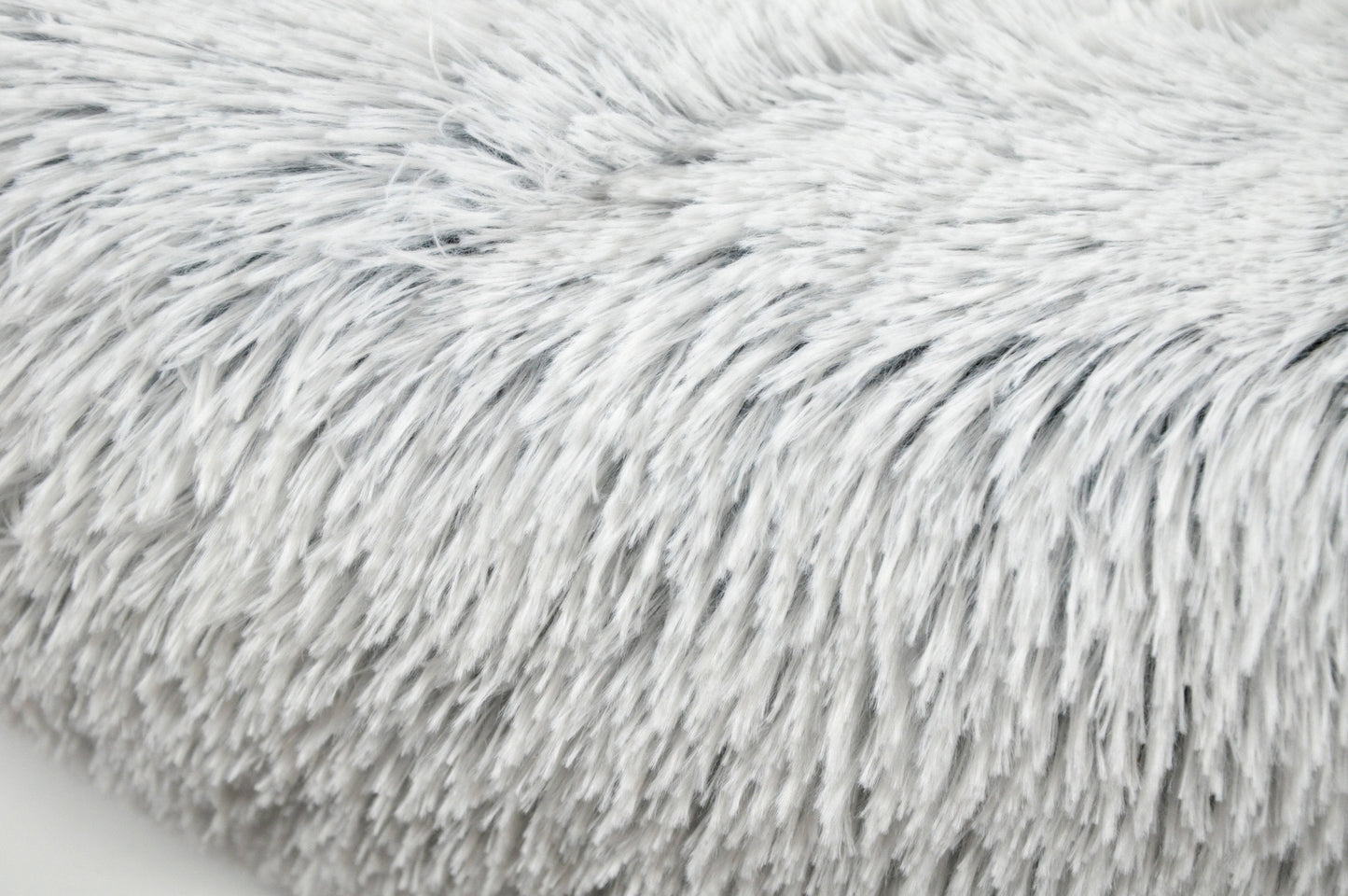 Mr. Peanut's 28" OrthoPlush® Pet Bed - Snowflake White Two Tone Mr. Peanut's Pet Carriers