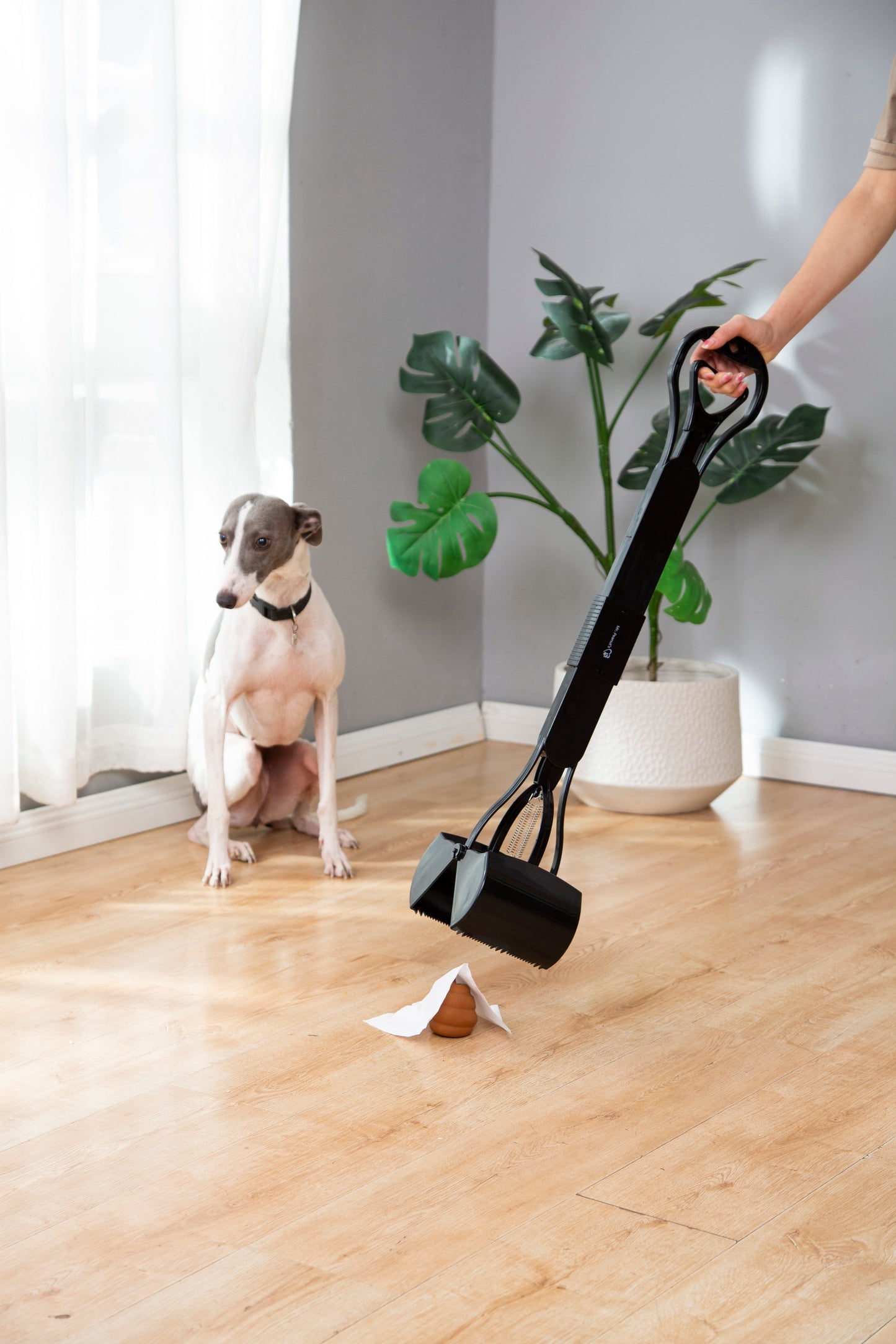 Mr. Peanut's 32" Tall Profile Pooper Scooper Mr. Peanut's Pet Carriers