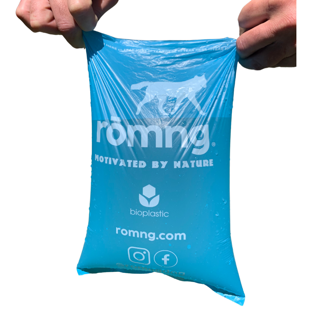Bio-based Dog Poop Bags with Bamboo Dispenser rōmng